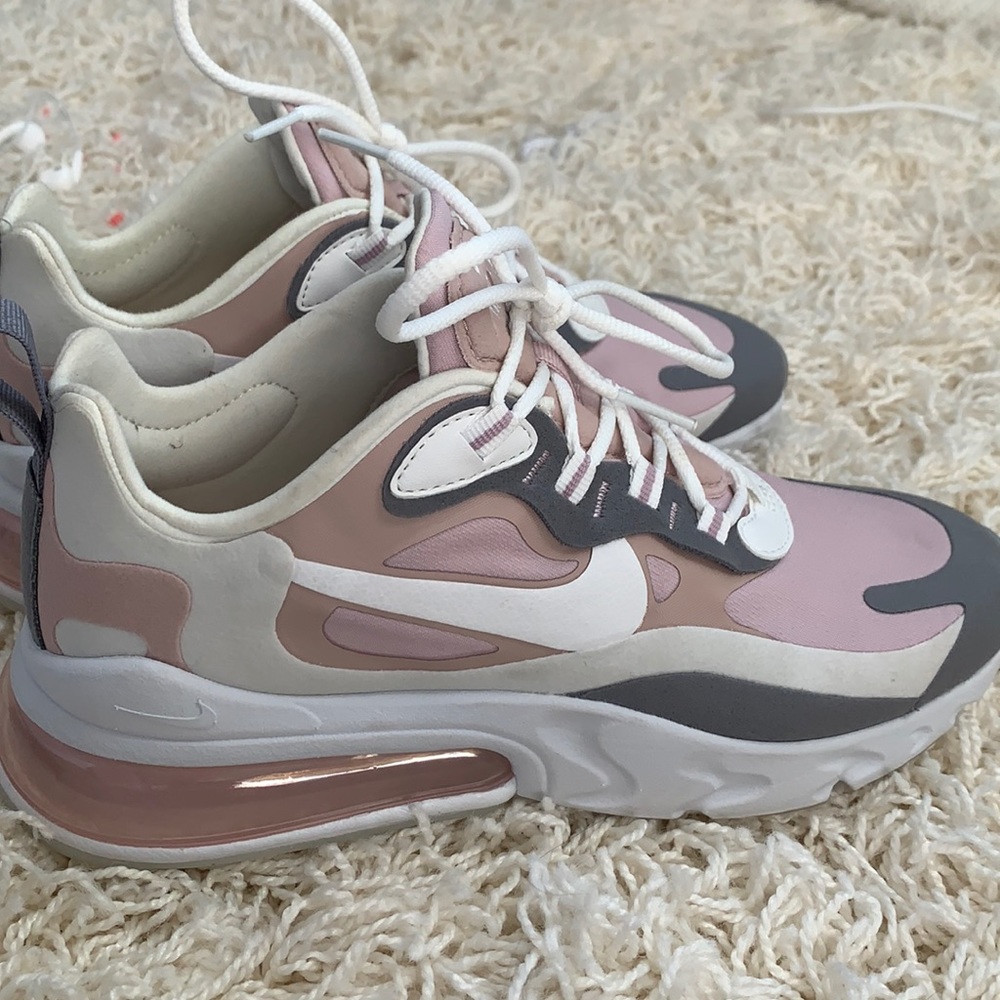 Nike Air 70 React
